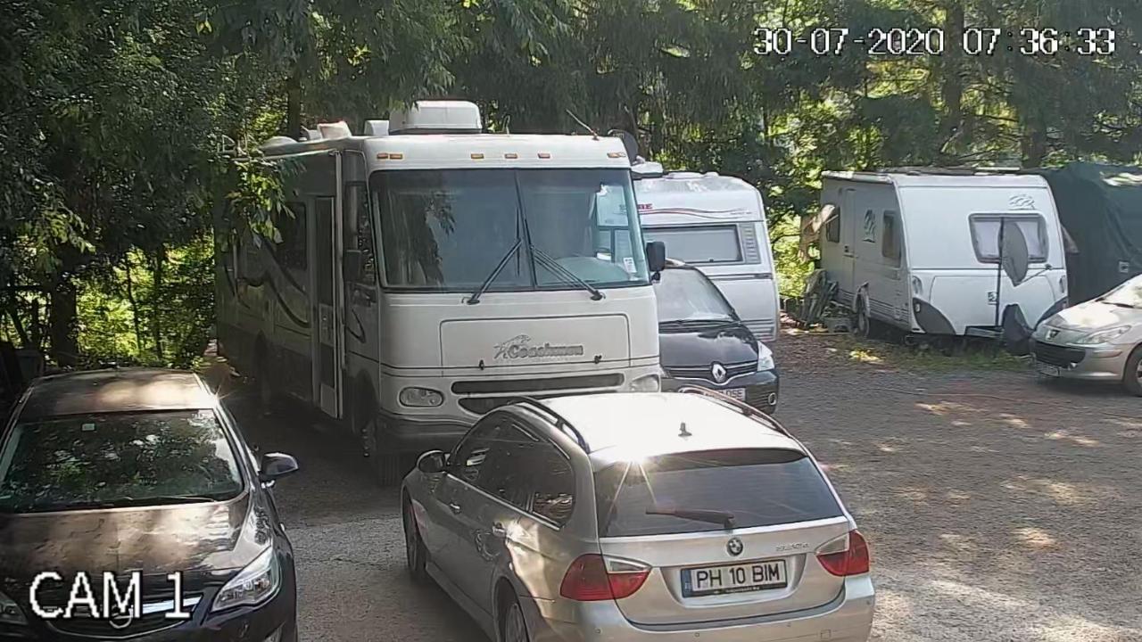 Camping Aviator Busteni, Camere Экстерьер фото
