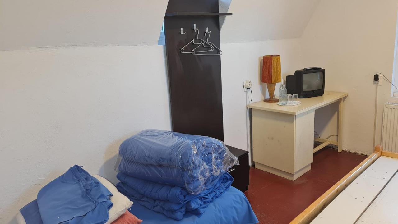 Camping Aviator Busteni, Camere Экстерьер фото